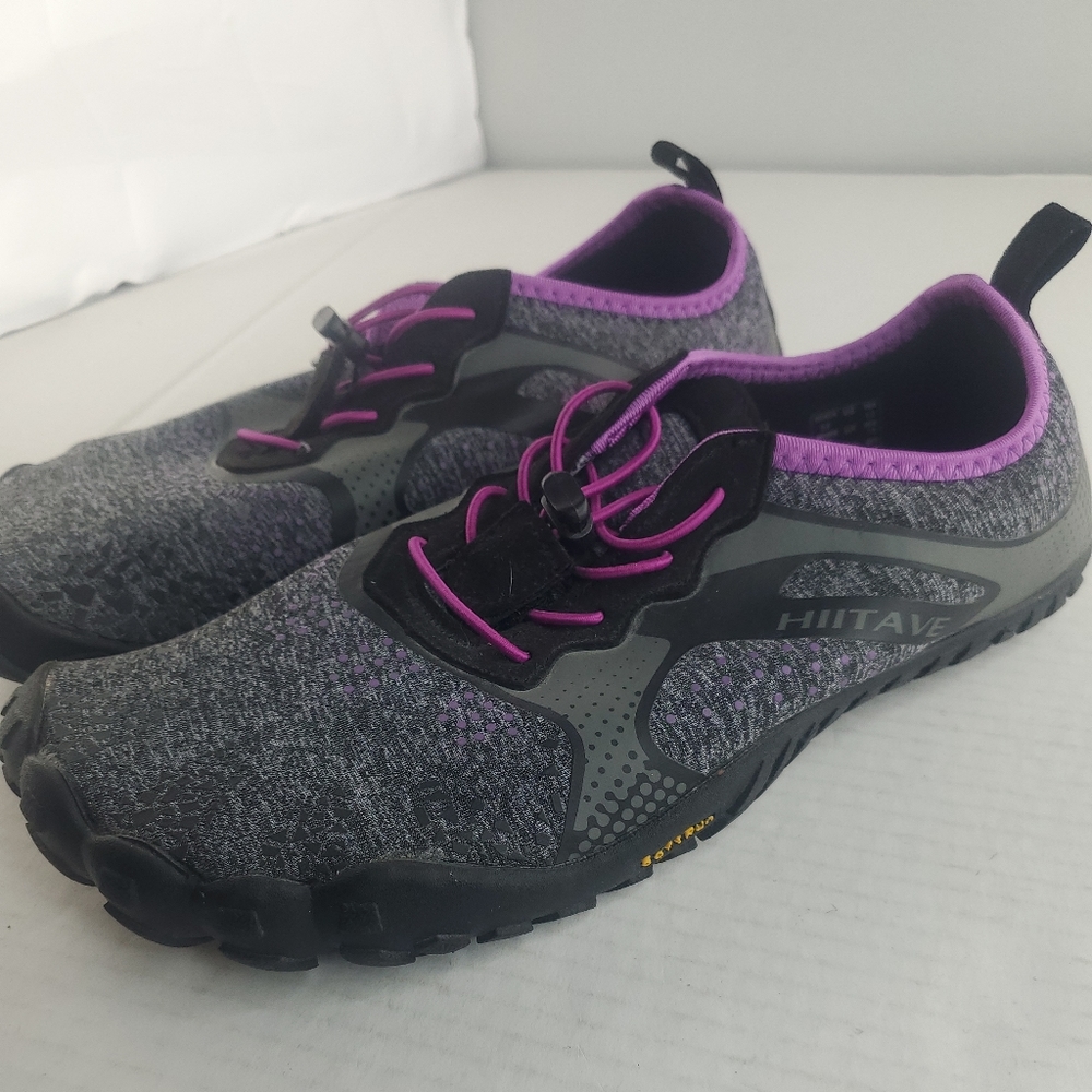 Hiitave Womens Black/Purple soft run Shoes Size 9.5 no insoles